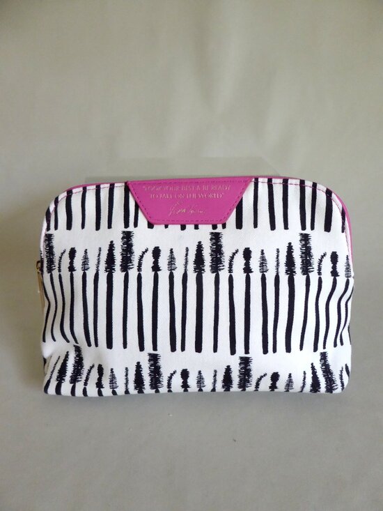 Estee Lauder Handbags - NEW ESTEE LAUDER COSMETIC BAG MAKE UP BAG TRAVEL BAG MASCARA WAND PRINT